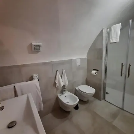 Teta Bed & Breakfast 4*