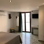 Teta Bed and Breakfast 3*
