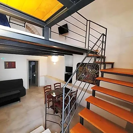 Teta Bed & Breakfast 3*